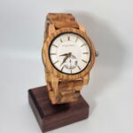 Montre en bois d'olivier pour homme