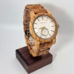Montre pour homme en bois d'olivier