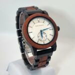 Montre en bois de santal pour homme