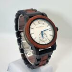 Montre en bois de santal pour homme