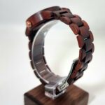 montre en bois de noyer