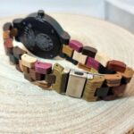 Montre en bois pour femme - Bracelet multicolore